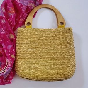 Adorable & Chic Yellow Straw Bag With Wooden Handles